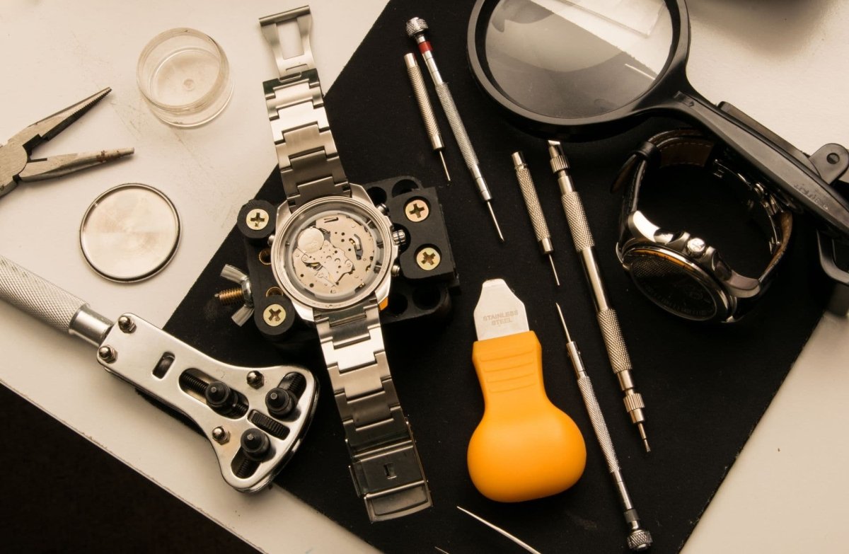 Is it expensive to repair a watch? - HomeDIYer