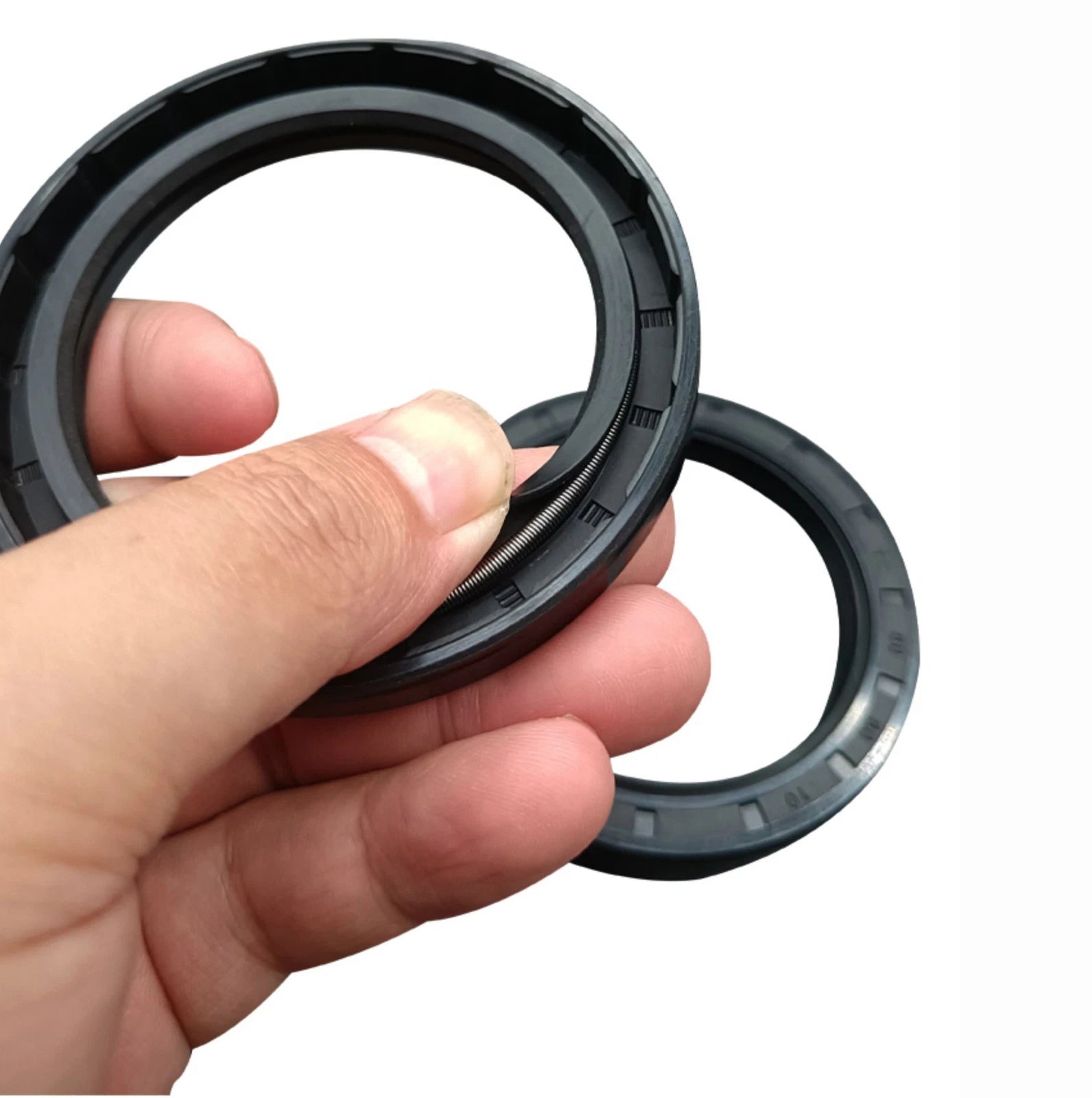 Rotary Shaft Oil Seal TC/FB NBR Nitrile | 8mm-65mm ID | 1-3 Pcs