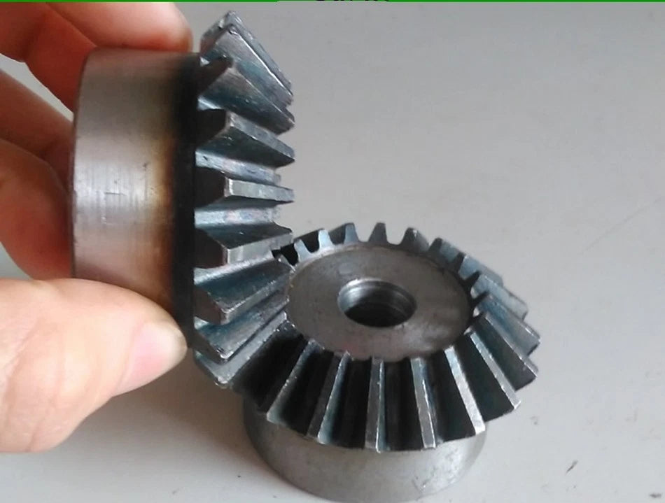 Bevel Gear 1.0 Mod 15/16/18/20/24T 90° 1:1 Pairing Metal Motor Bevel Gear x 1Pcs