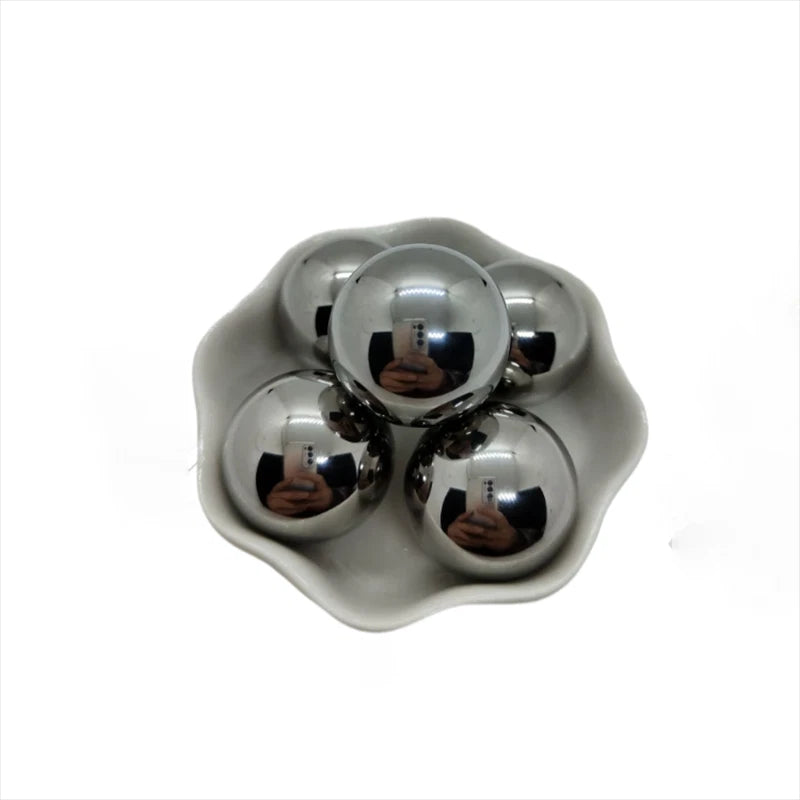 304 Stainless Steel Ball Bearings 27mm-80mm Solid Round Ball Large Metal Balls