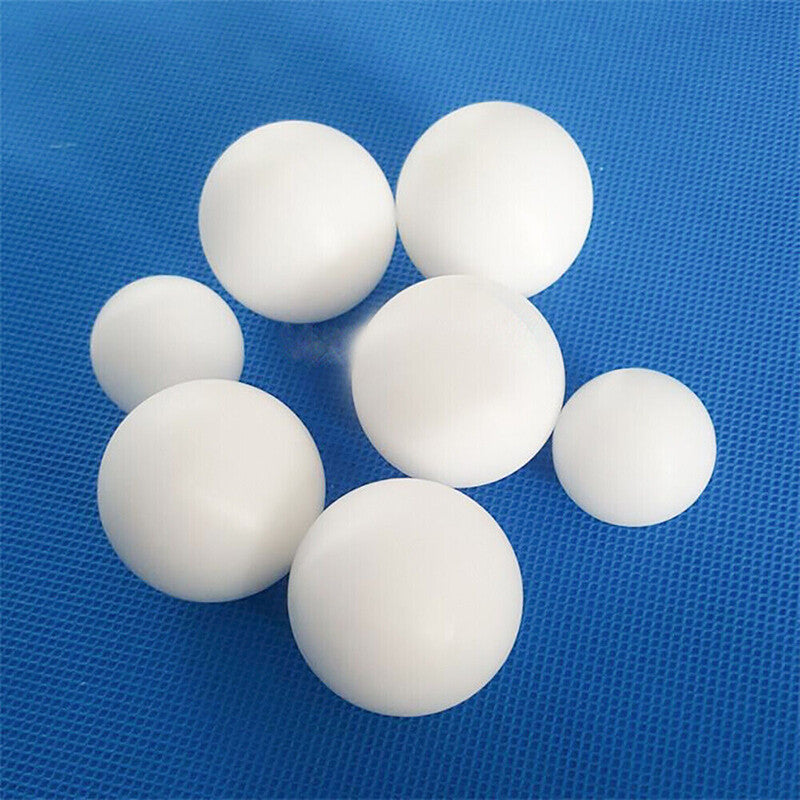 Solid polyoxymethylene ball with uniform texture, ideal for industrial use
