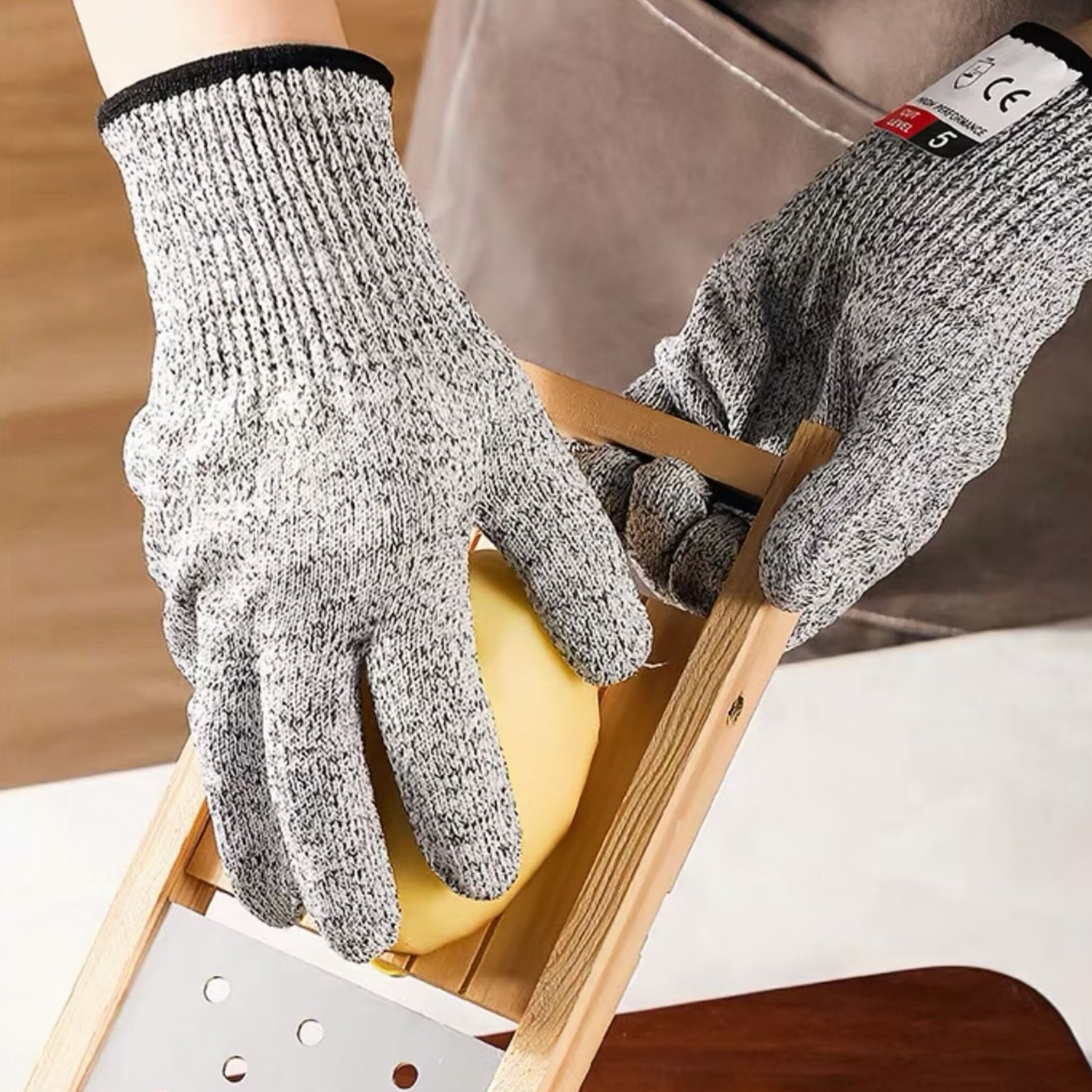 Level 5 Cut Resistant Gloves for Metalworking & Food Processing