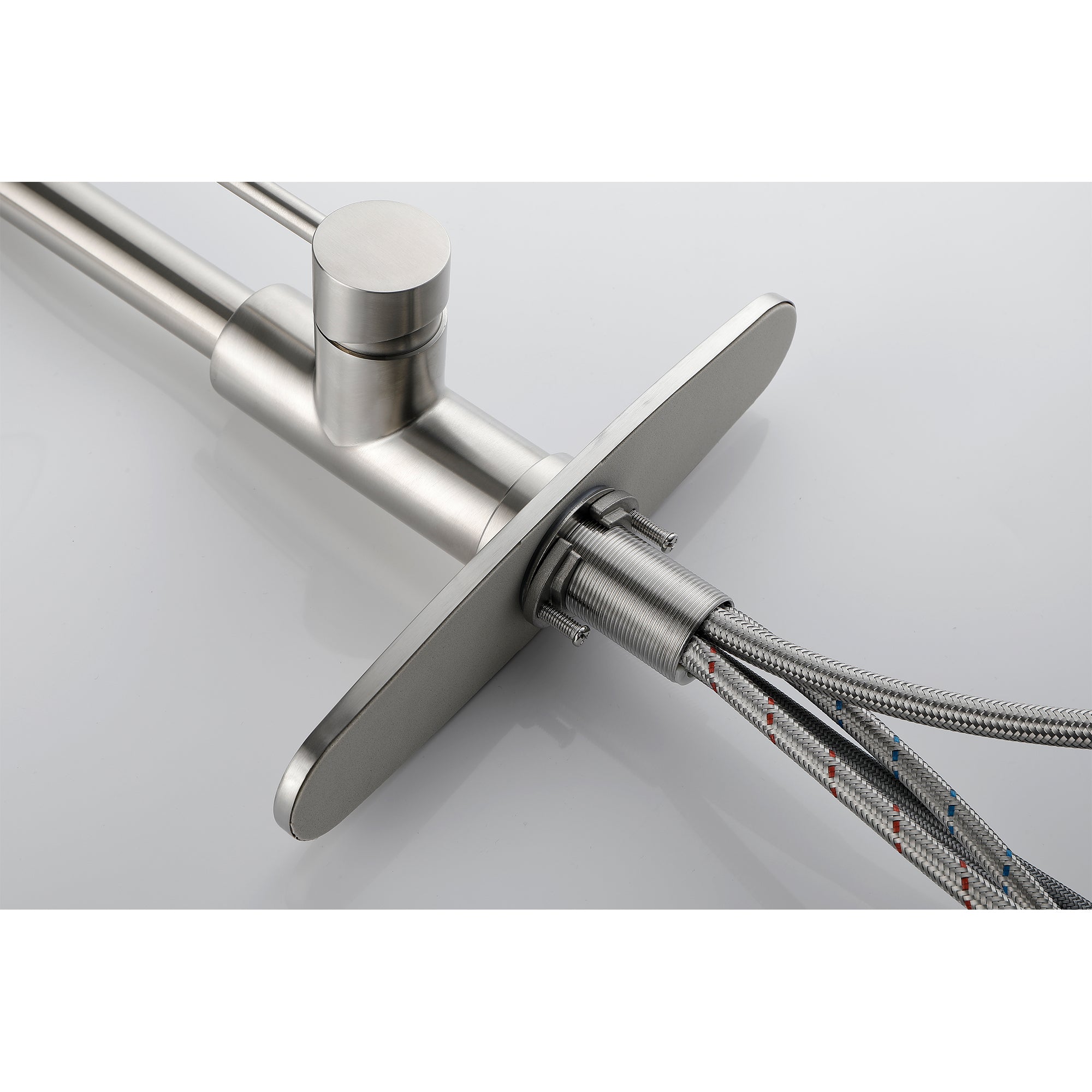 Single Handle Kitchen Sink Faucet with Pull Out Sprayer – Brushed Nickel, 3 Modes, 360° Swivel