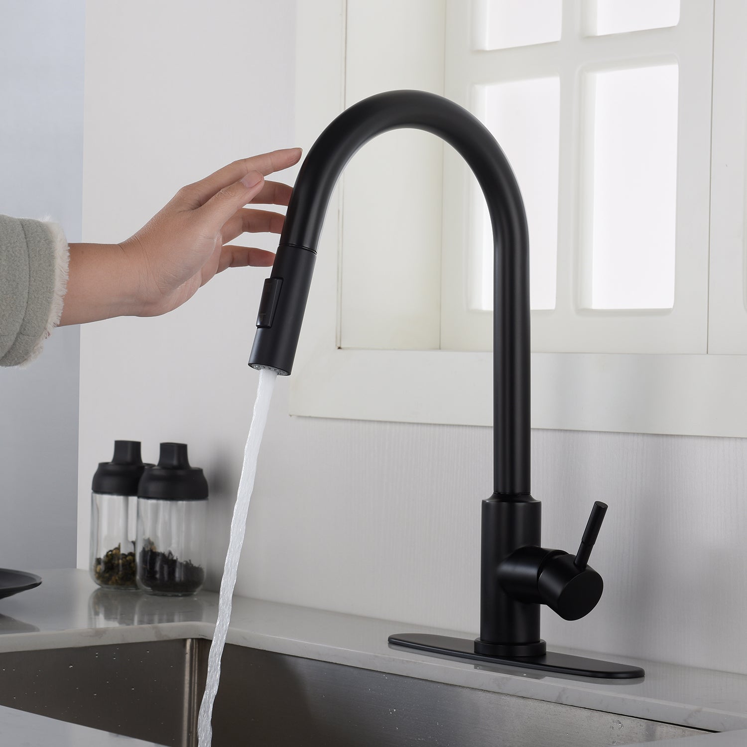 Touch Kitchen Faucet with Pull Down Sprayer – Matte Black, 360° Swivel, Single Handle, Stainless Steel