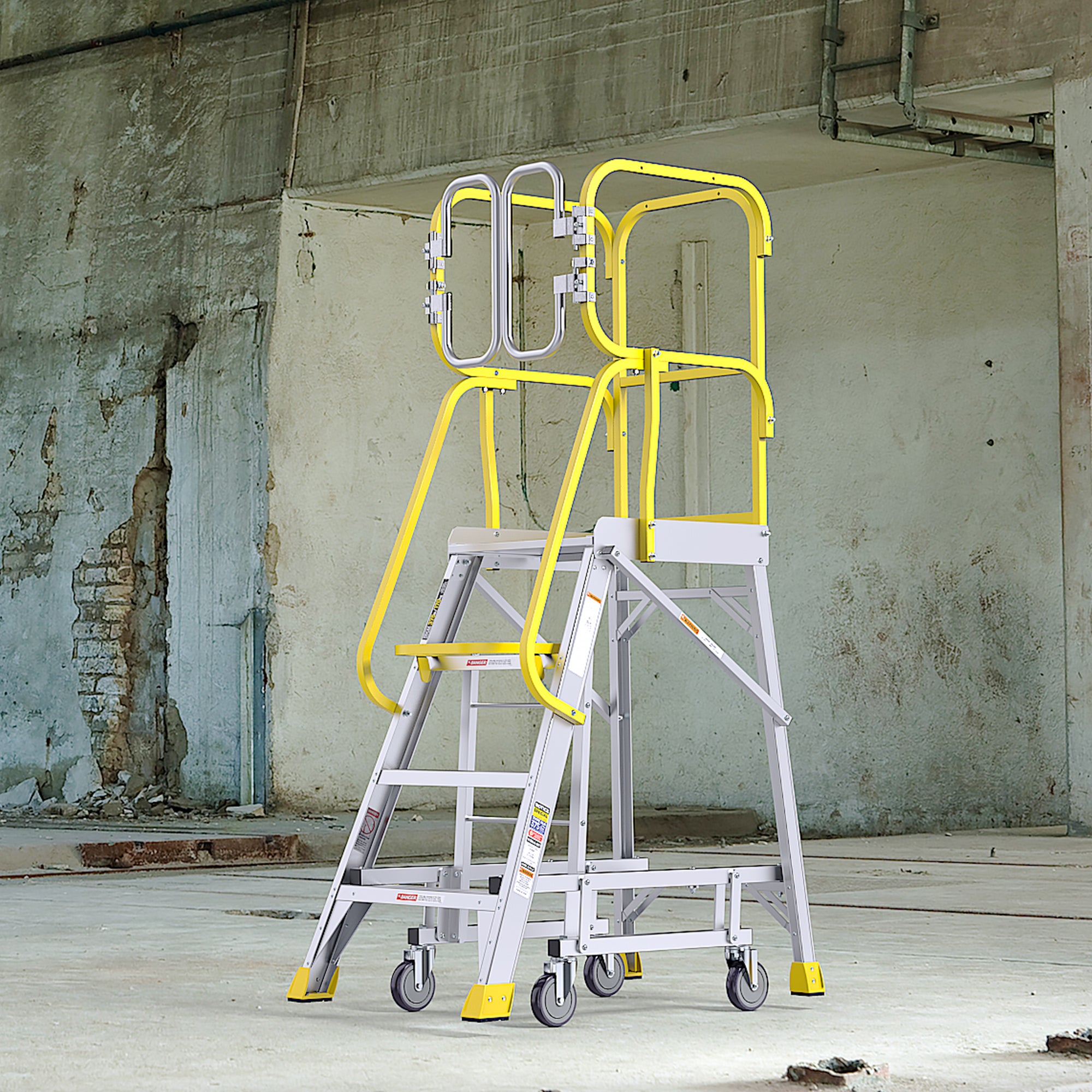 4‑Step Aluminum Rolling Platform Ladder — 375 lb Capacity, 20"x24" Standing Platform, Silver