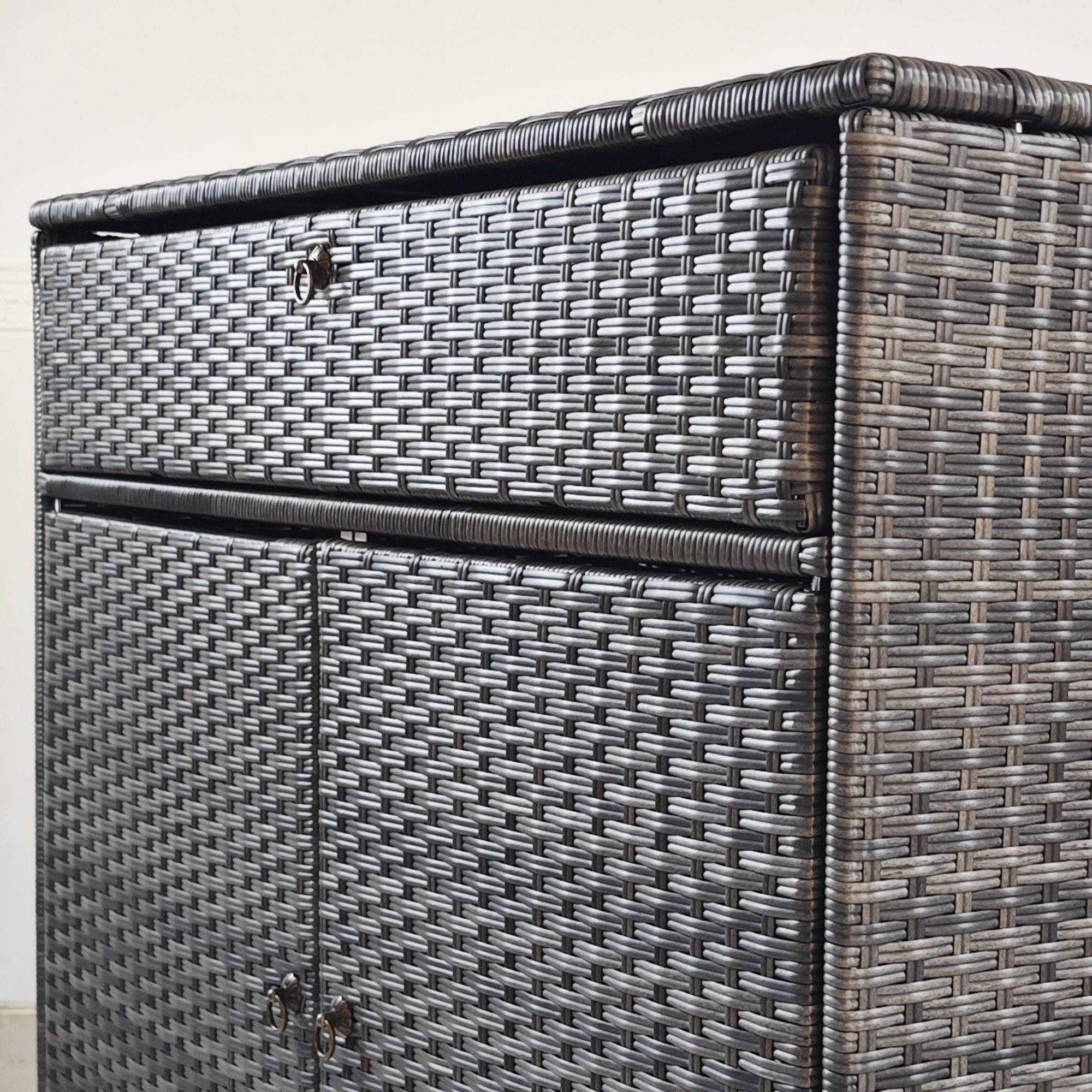 Outsunny Outdoor Towel Rack & Pool Toy Cabinet, Hot Tub Accessory Storage, Freestanding PE Rattan Wicker Cabinet with Drawer for Indoor, Outdoor Swimming Pool, Spa, Gray