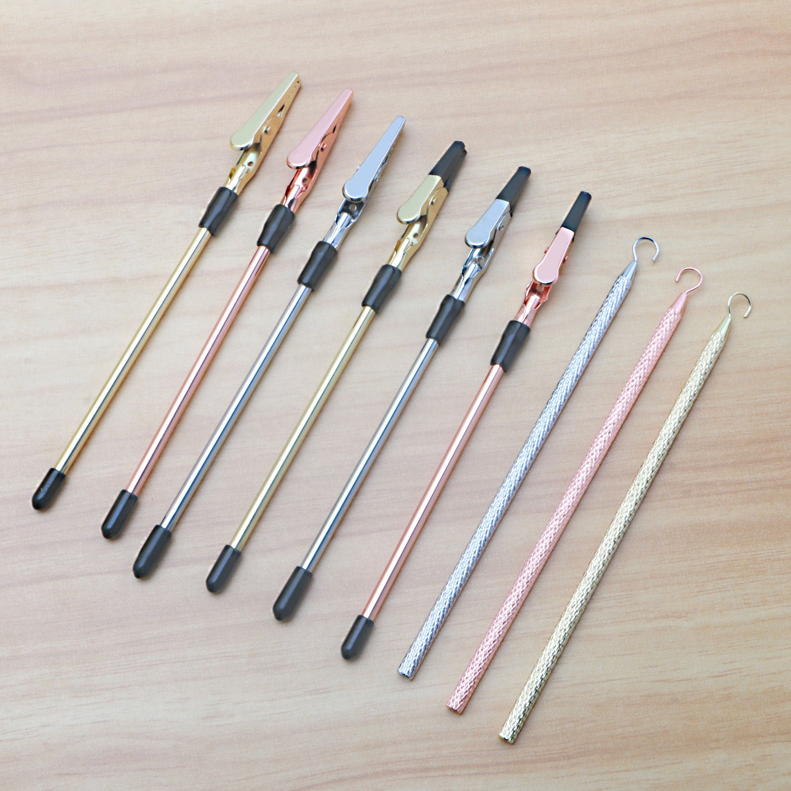 Bracelet Wearing Aid Clip – One-Hand Bracelet Fastener Helper Tool in Gold, Silver & Rose Gold