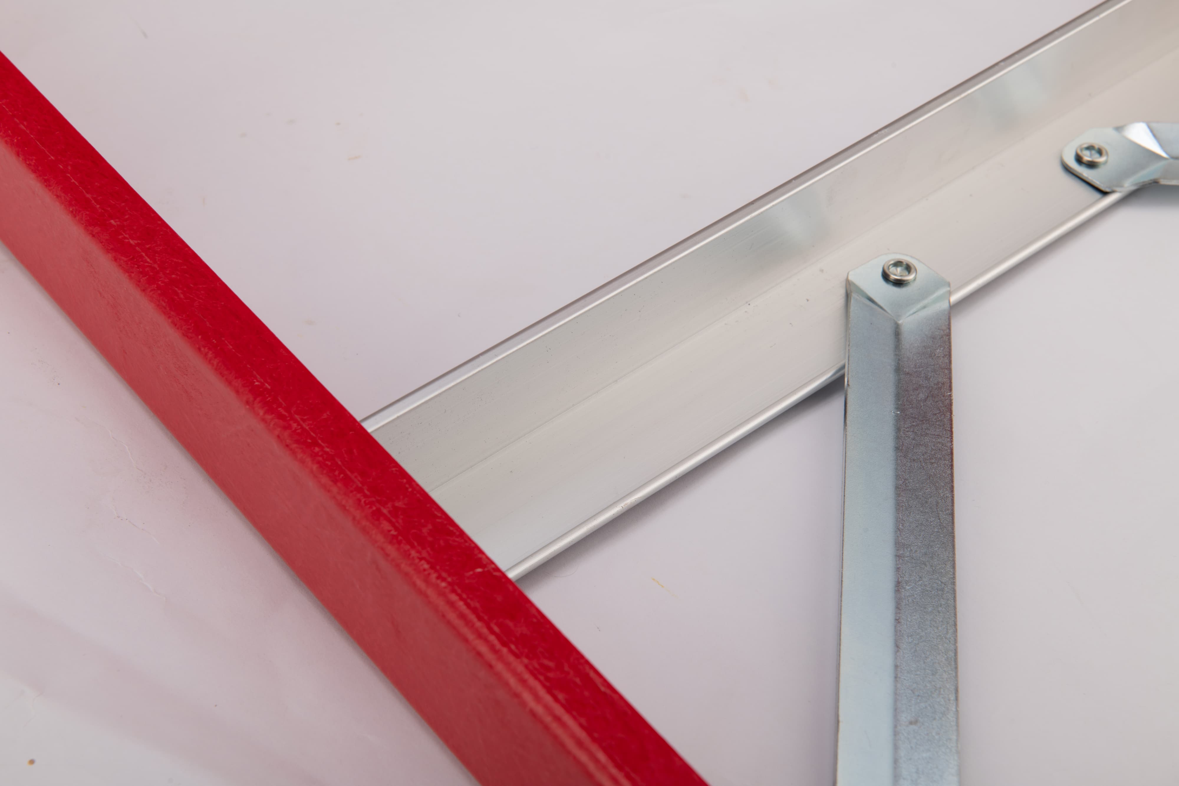 Fiberglass Step Ladder — Non‑Conductive, 330 lb Capacity, Safety Red, 11" Step Spacing