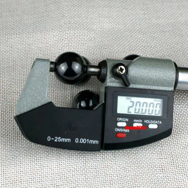 Grade 5 Silicon Nitride Ball Bearings Si3N4 Ceramic Balls Diameter 10mm-38.1mm