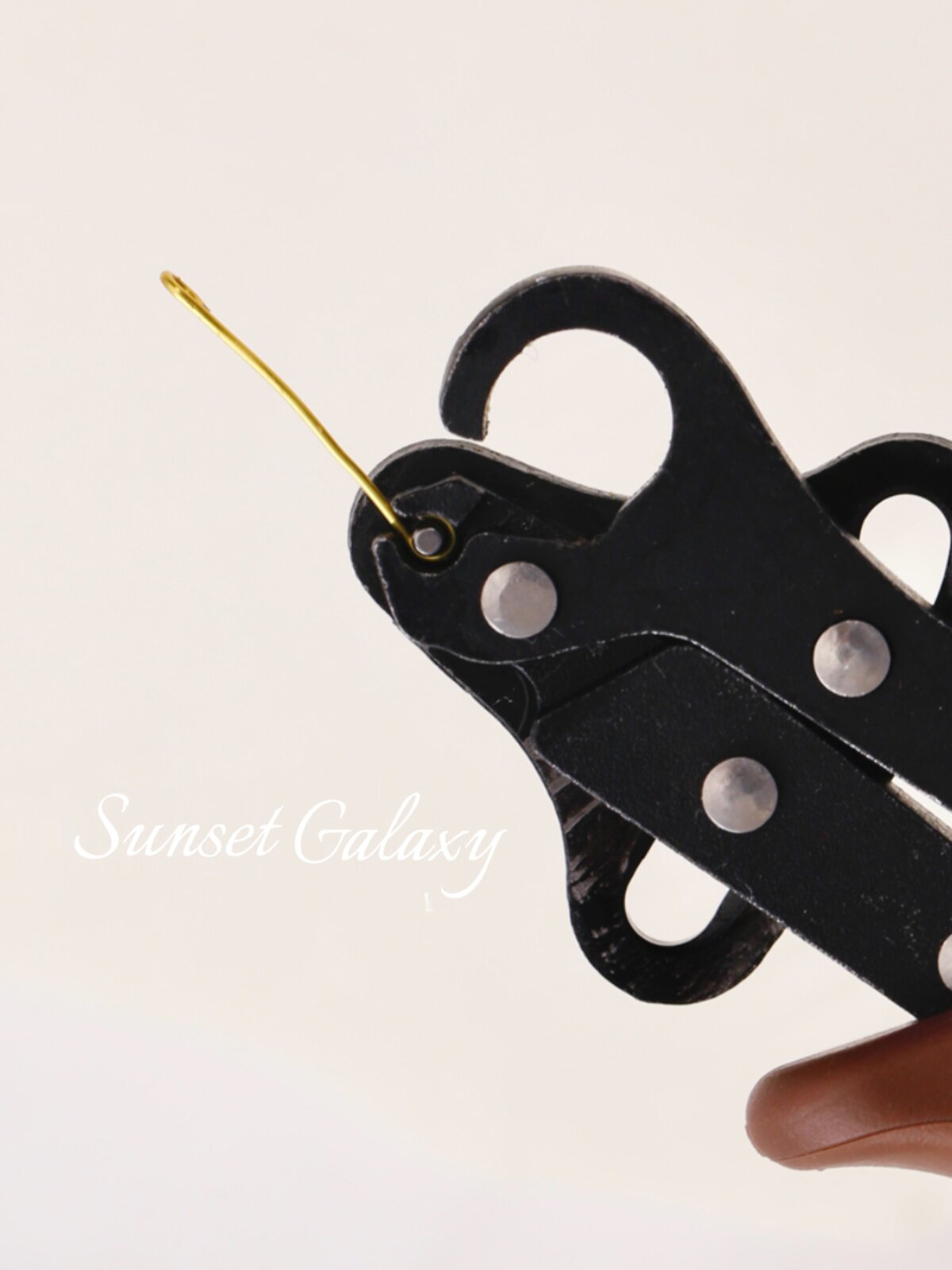 One-Step 9-Pin Pliers Set – Perfect Loops Every Time, 1.5mm Inner Diameter
