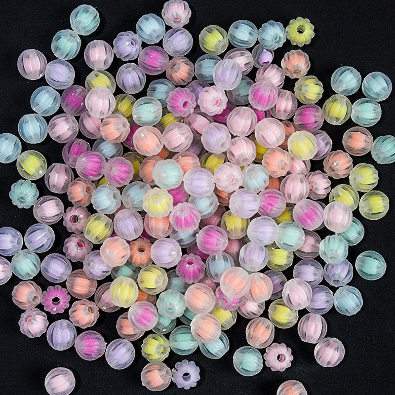 Kids Beaded DIY Bracelet & Necklace Kit – 900+ Pieces, Cartoon Shapes