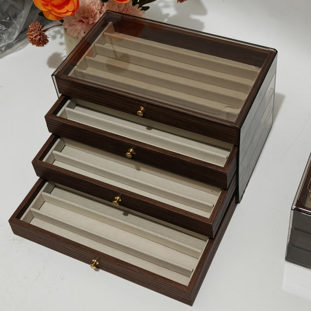 Vintage Peach Wood Grain Jewelry Box – Holds 15 - 25 Necklaces, Large Capacity - HomeDIYer