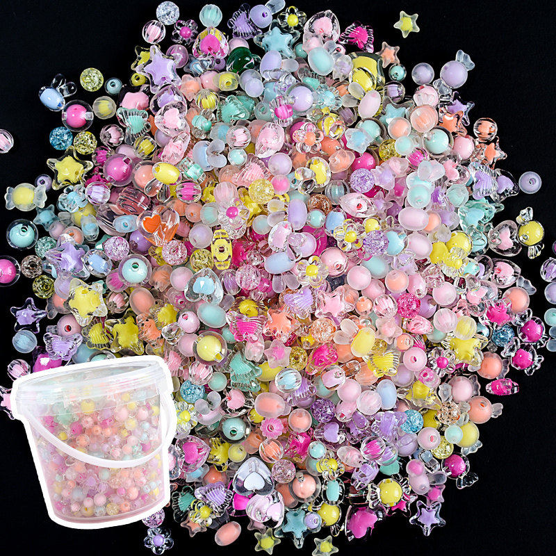 Kids Beaded DIY Bracelet & Necklace Kit – 900+ Pieces, Cartoon Shapes