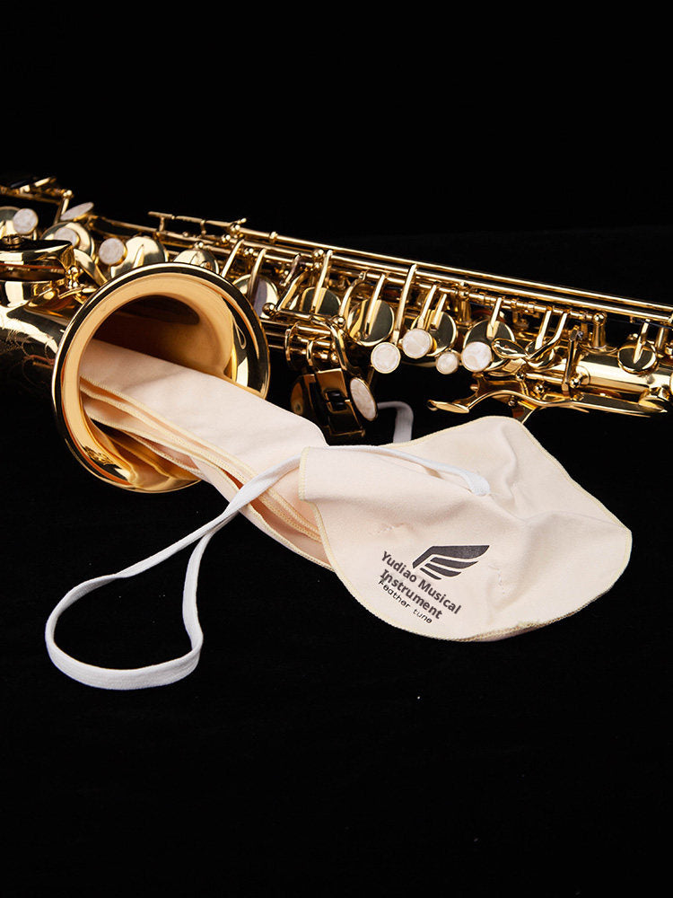 Universal Alto & Tenor Sax Cleaning Cloth Kit – Suede Wipes for Inner Chamber, Moisture & Saliva