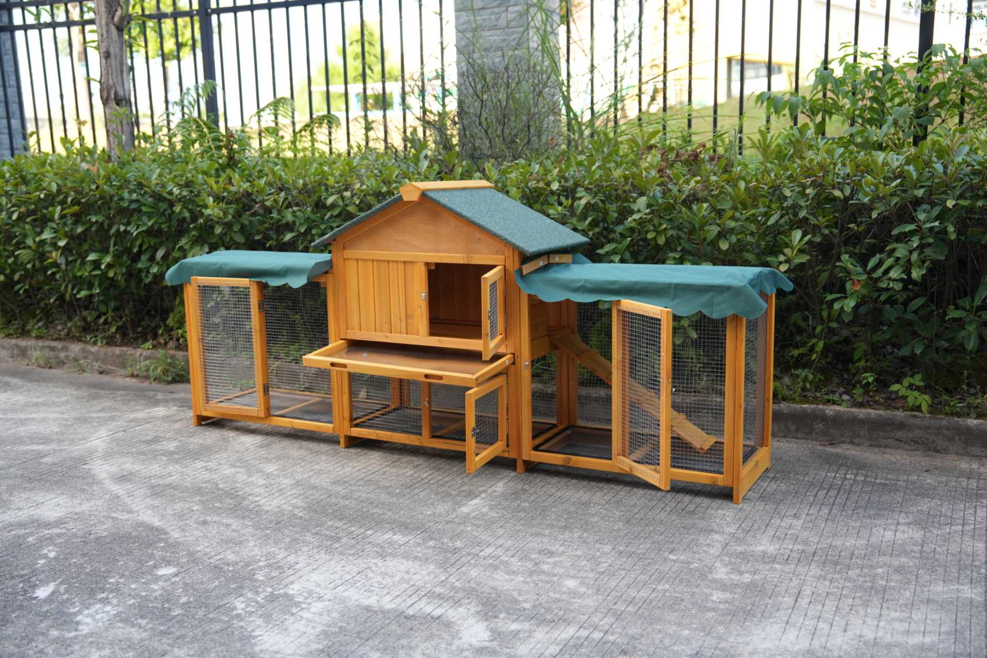 82-Inch Extra Large Outdoor Rabbit Hutch with Waterproof Roof & Pull-Out Tray
