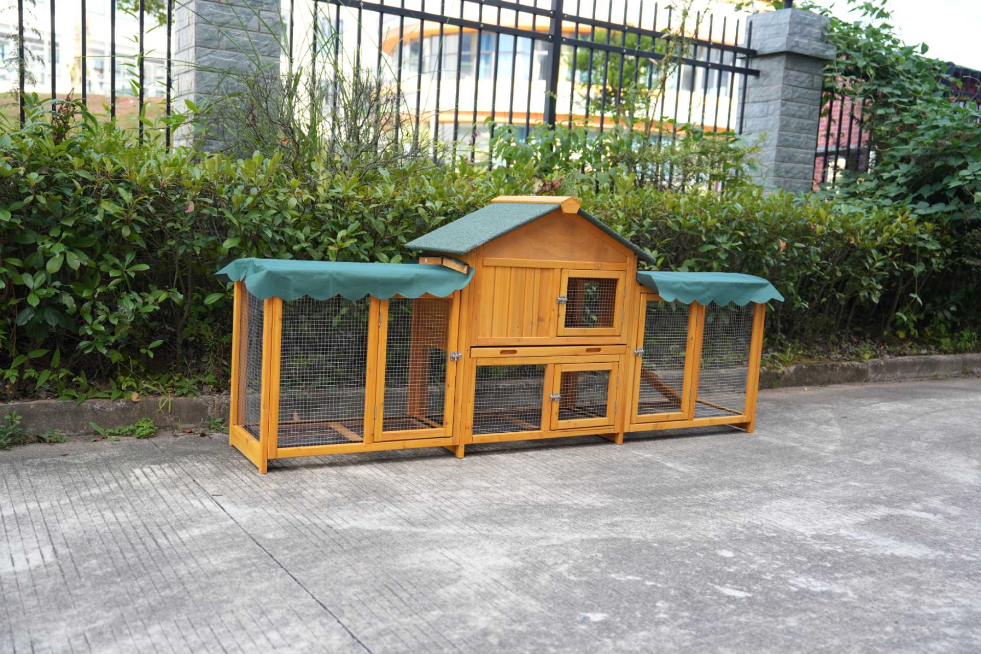 82-Inch Extra Large Outdoor Rabbit Hutch with Waterproof Roof & Pull-Out Tray